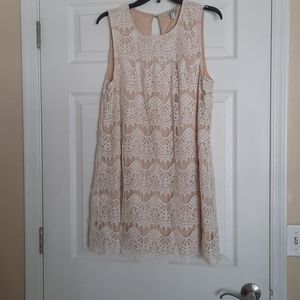 Speechless beige and white dress